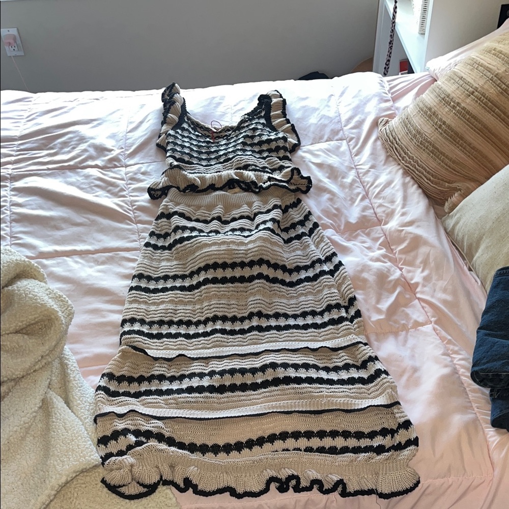 Solitaire Black and Cream matching set